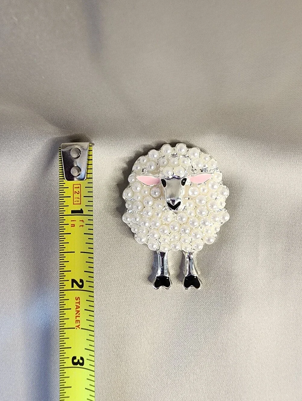 ✨️🐑 Adorable Silver Tone / Pearl Sheep Brooch Pin